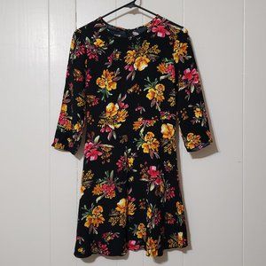 Zara Basic Floral 3/4 Sleeves Dress Size Small
